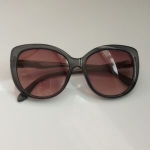 Gucci Vintage Oversized Sunglasses